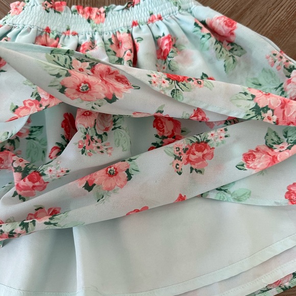Janie & Jack Floral Skirt, Size 5 - Picture 3 of 3